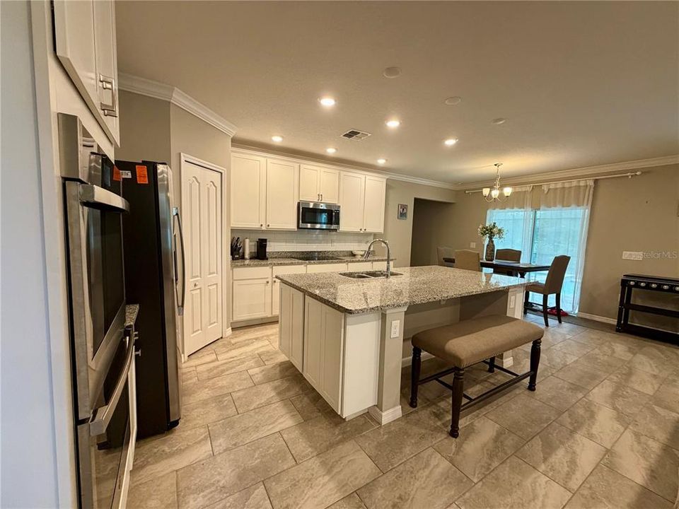 For Rent: $3,500 (5 beds, 3 baths, 3158 Square Feet)