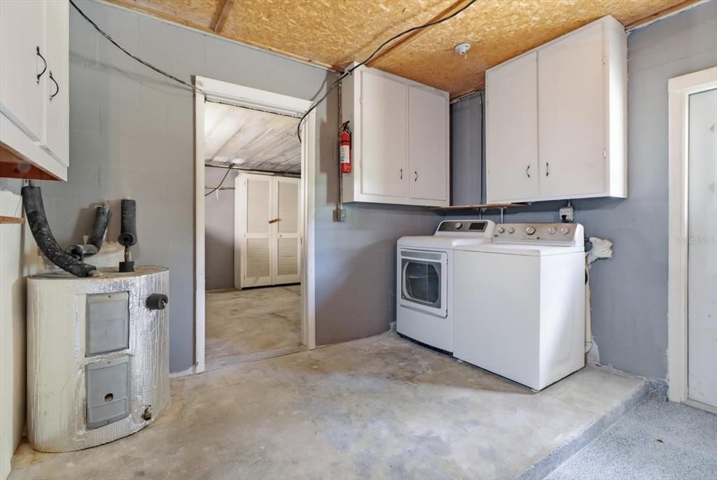 На продажу: $449,000 (3 спален, 2 ванн, 1573 Квадратных фут)