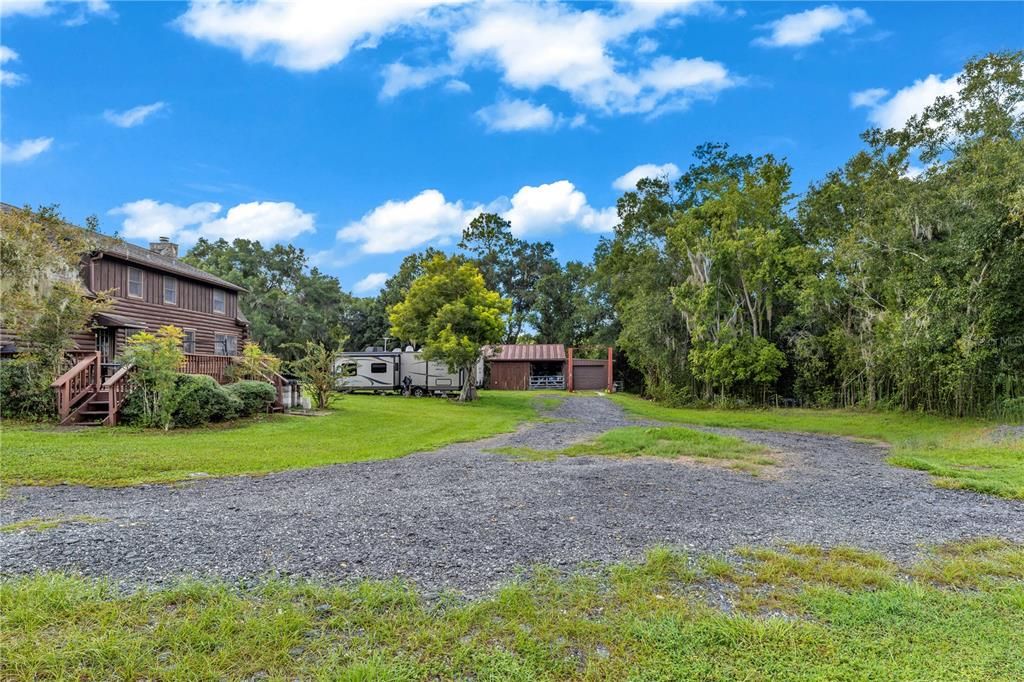 For Sale: $599,900 (3 beds, 2 baths, 2350 Square Feet)