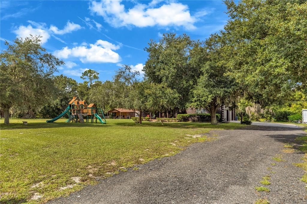 For Sale: $599,900 (3 beds, 2 baths, 2350 Square Feet)