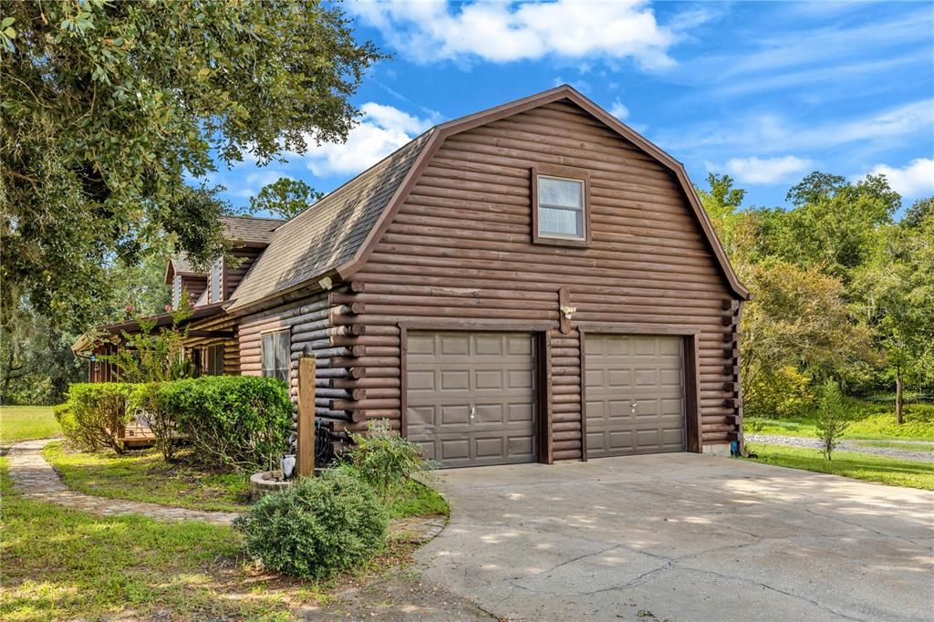 For Sale: $599,900 (3 beds, 2 baths, 2350 Square Feet)
