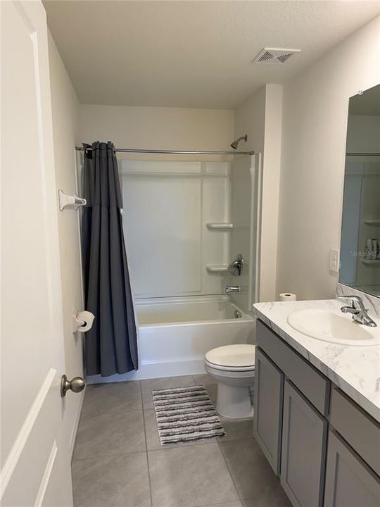 For Rent: $2,990 (5 beds, 3 baths, 2447 Square Feet)