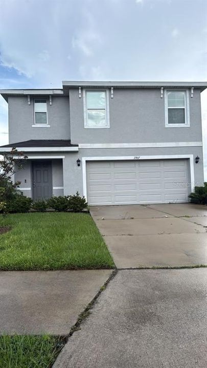 For Rent: $2,990 (5 beds, 3 baths, 2447 Square Feet)