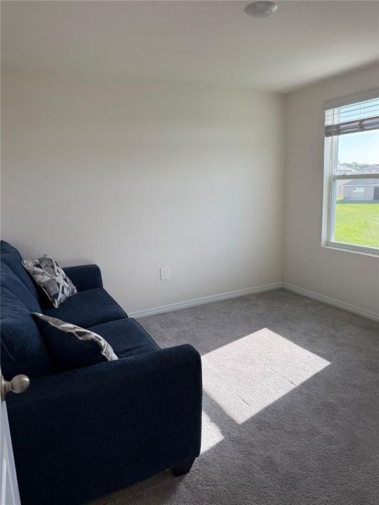 For Rent: $2,990 (5 beds, 3 baths, 2447 Square Feet)