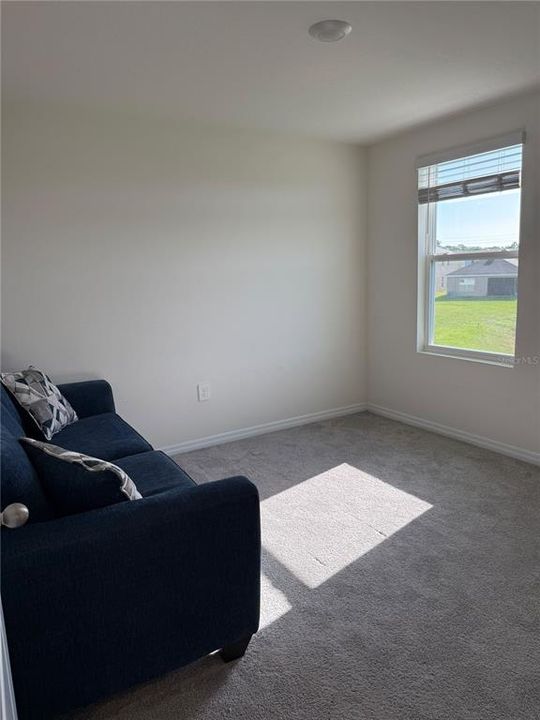 For Rent: $2,990 (5 beds, 3 baths, 2447 Square Feet)