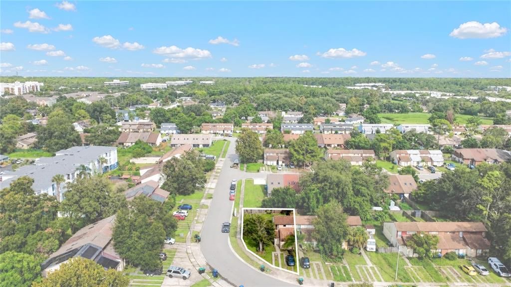 На продажу: $289,000 (2 спален, 2 ванн, 1044 Квадратных фут)