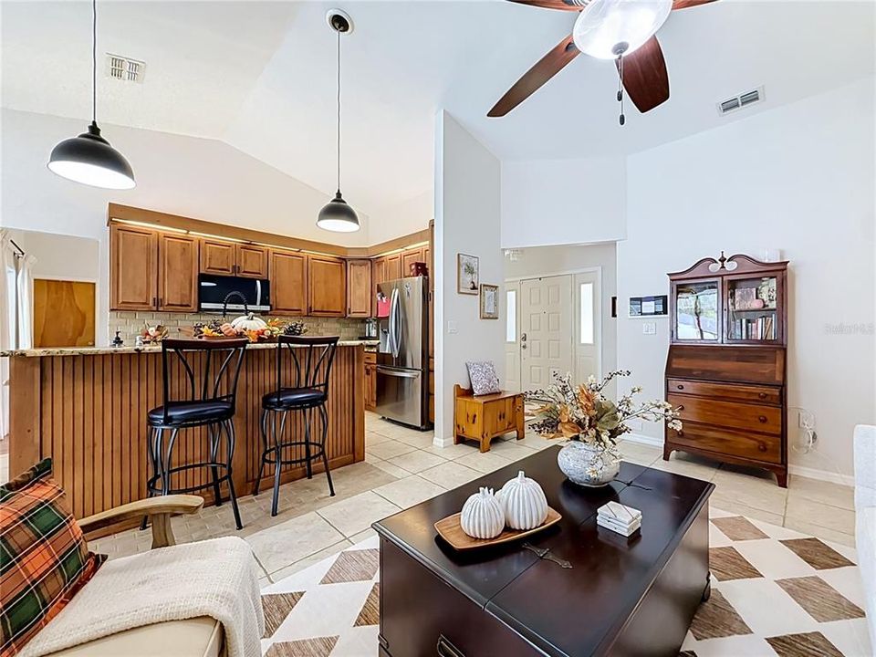 For Sale: $535,000 (3 beds, 2 baths, 1681 Square Feet)
