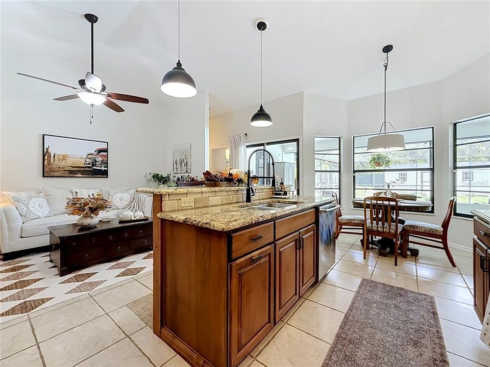 For Sale: $535,000 (3 beds, 2 baths, 1681 Square Feet)