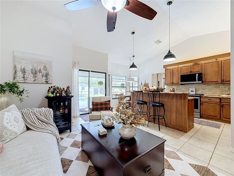 For Sale: $535,000 (3 beds, 2 baths, 1681 Square Feet)