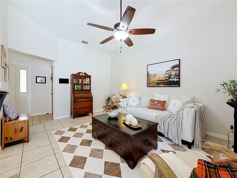 For Sale: $535,000 (3 beds, 2 baths, 1681 Square Feet)