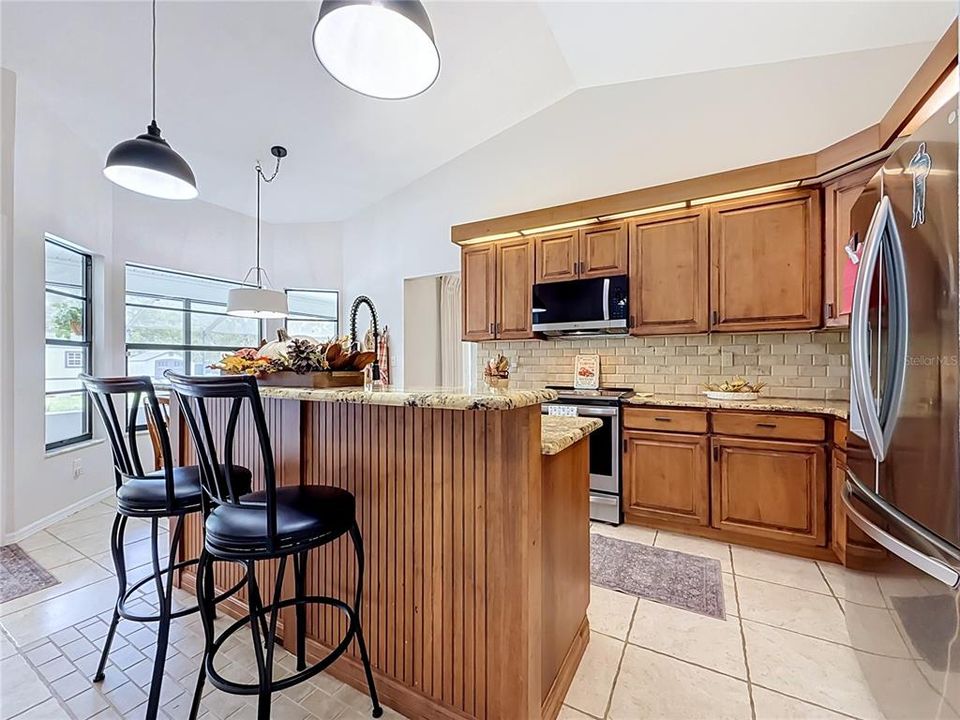 For Sale: $535,000 (3 beds, 2 baths, 1681 Square Feet)