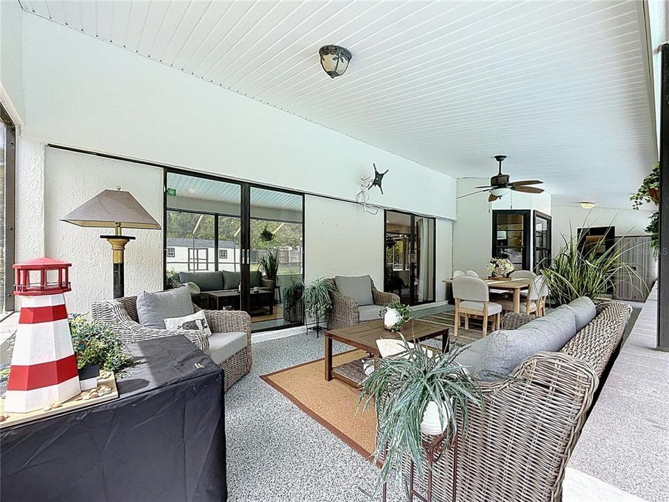 For Sale: $535,000 (3 beds, 2 baths, 1681 Square Feet)