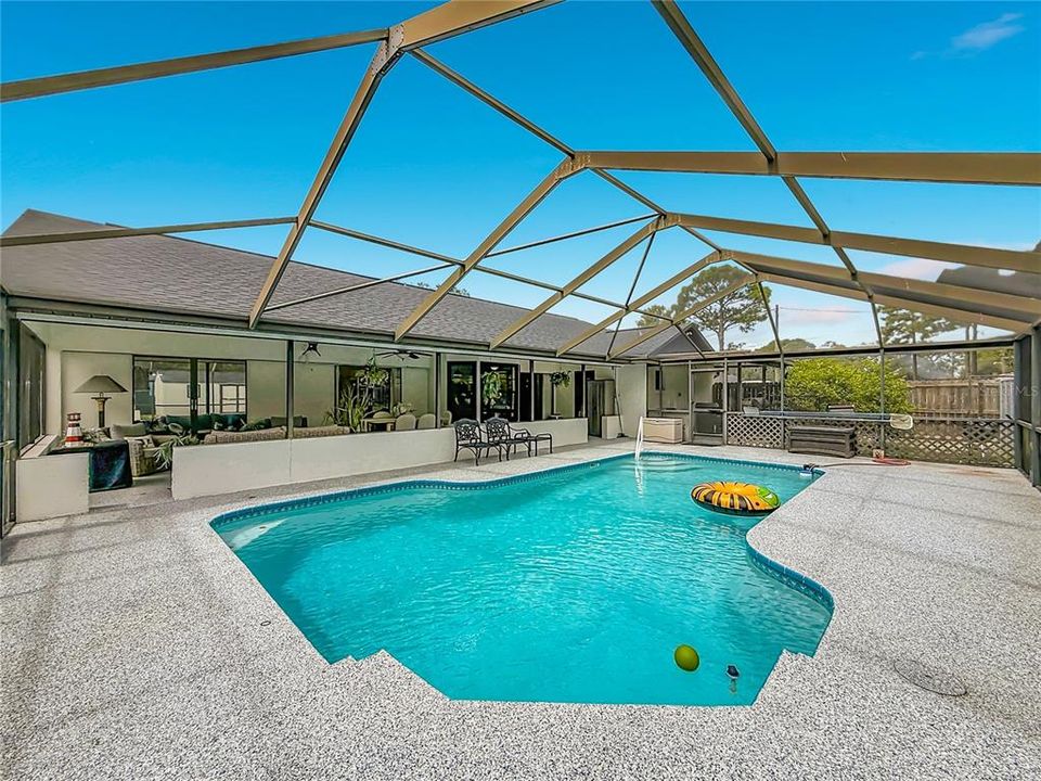 For Sale: $535,000 (3 beds, 2 baths, 1681 Square Feet)