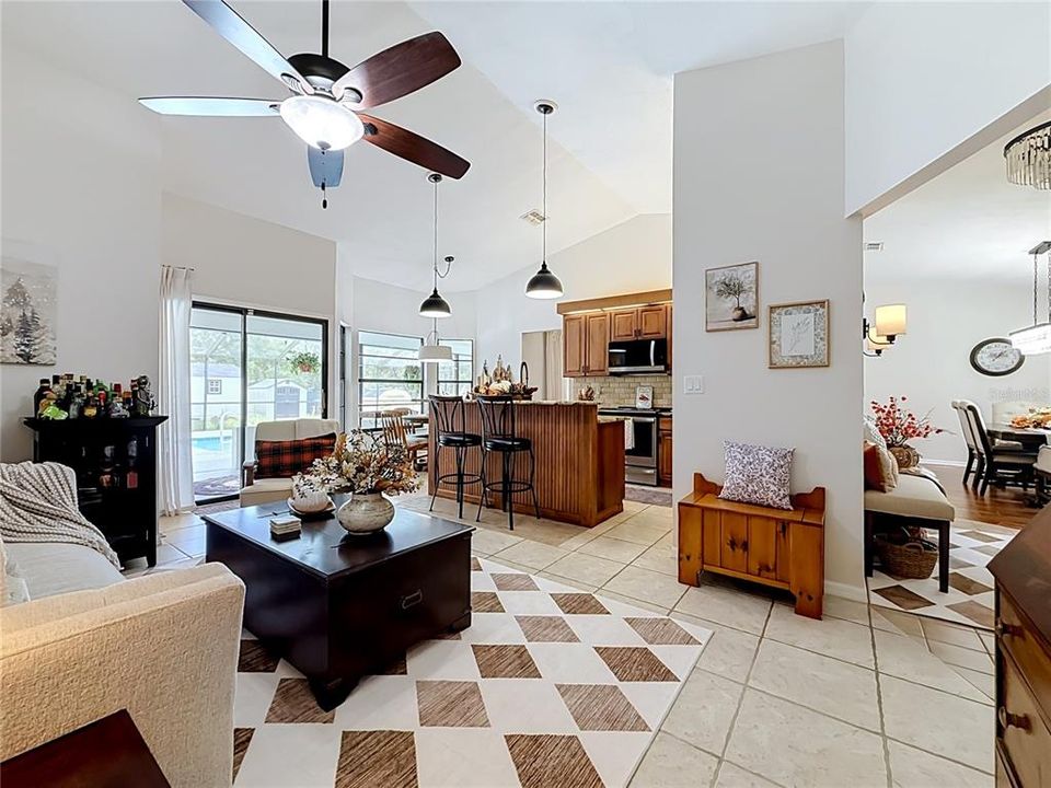 For Sale: $535,000 (3 beds, 2 baths, 1681 Square Feet)