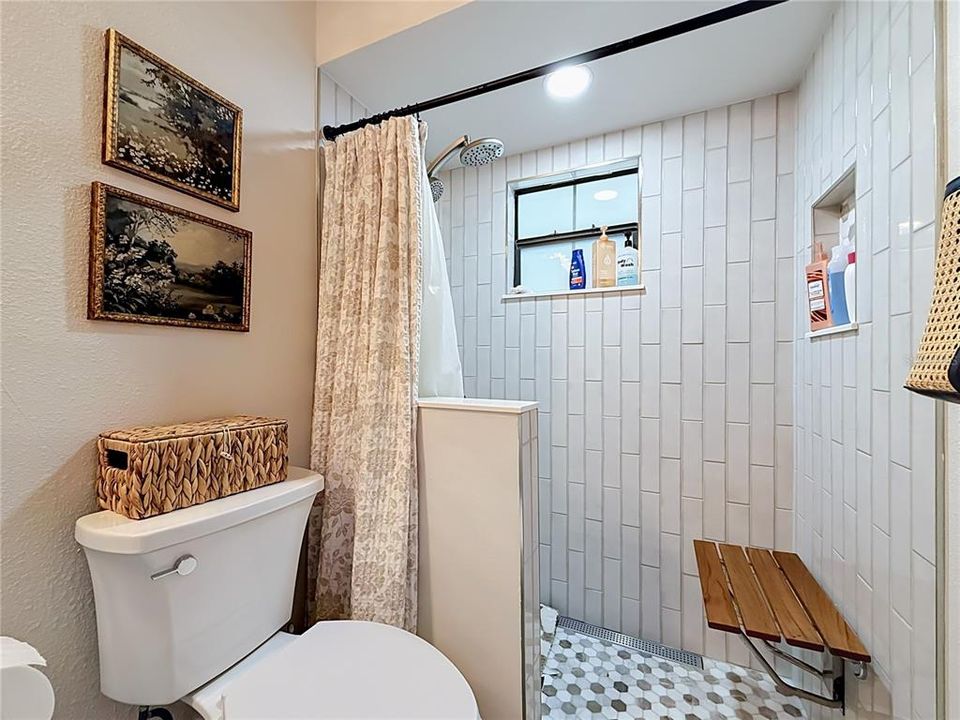 For Sale: $535,000 (3 beds, 2 baths, 1681 Square Feet)