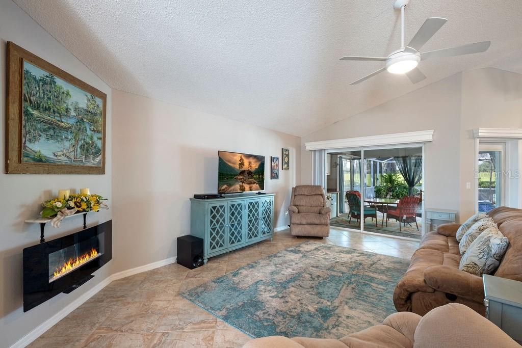 For Sale: $360,000 (3 beds, 2 baths, 1795 Square Feet)