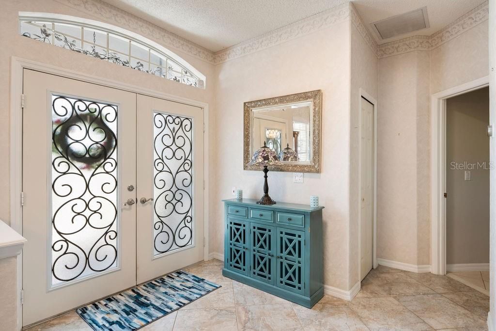 For Sale: $360,000 (3 beds, 2 baths, 1795 Square Feet)