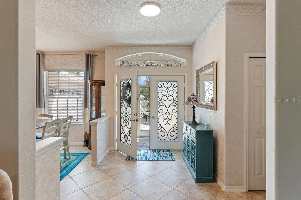 For Sale: $360,000 (3 beds, 2 baths, 1795 Square Feet)
