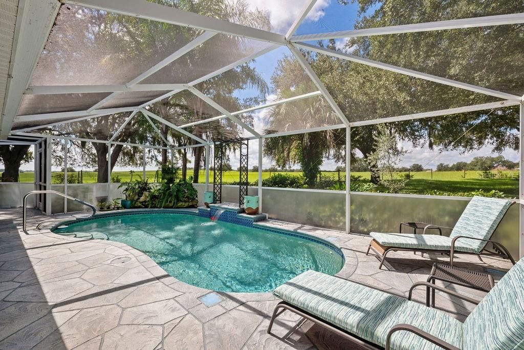 For Sale: $360,000 (3 beds, 2 baths, 1795 Square Feet)