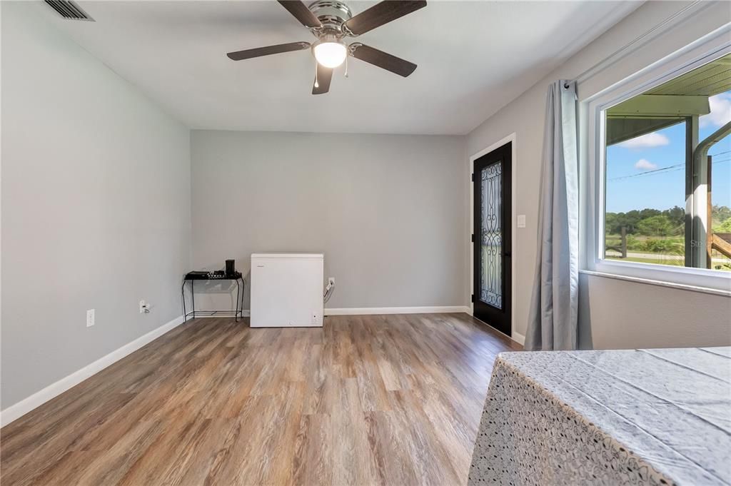 En Venta: $449,000 (3 camas, 2 baños, 1531 Pies cuadrados)