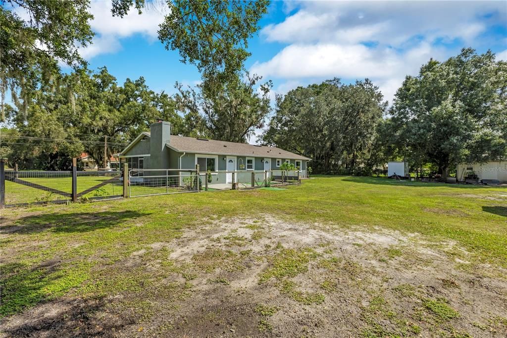 En Venta: $449,000 (3 camas, 2 baños, 1531 Pies cuadrados)