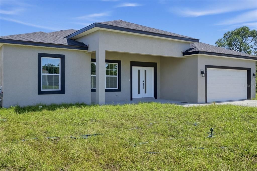 For Sale: $299,900 (3 beds, 2 baths, 1529 Square Feet)