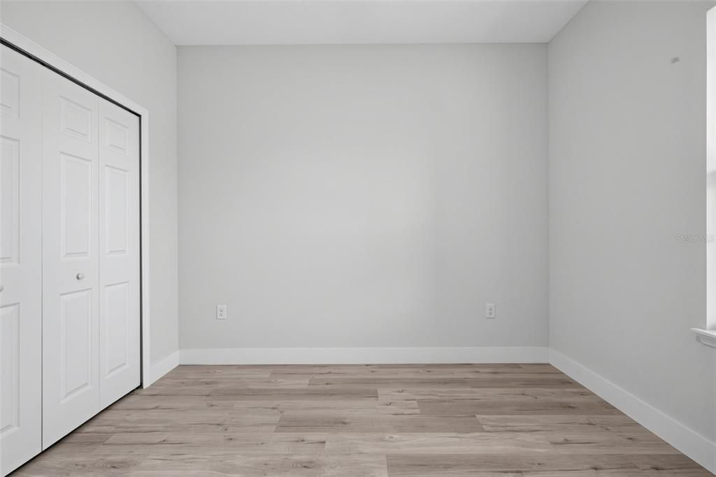 For Sale: $299,900 (3 beds, 2 baths, 1529 Square Feet)