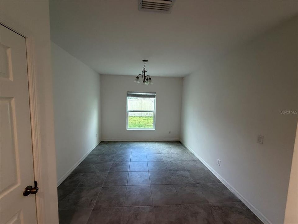 На продажу: $249,900 (4 спален, 3 ванн, 2014 Квадратных фут)