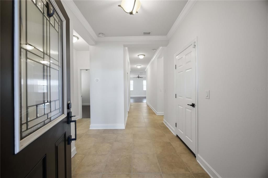 На продажу: $455,000 (4 спален, 2 ванн, 1872 Квадратных фут)