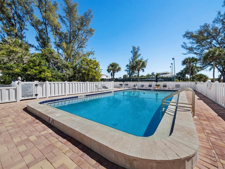 En Venta: $795,000 (3 camas, 2 baños, 1484 Pies cuadrados)