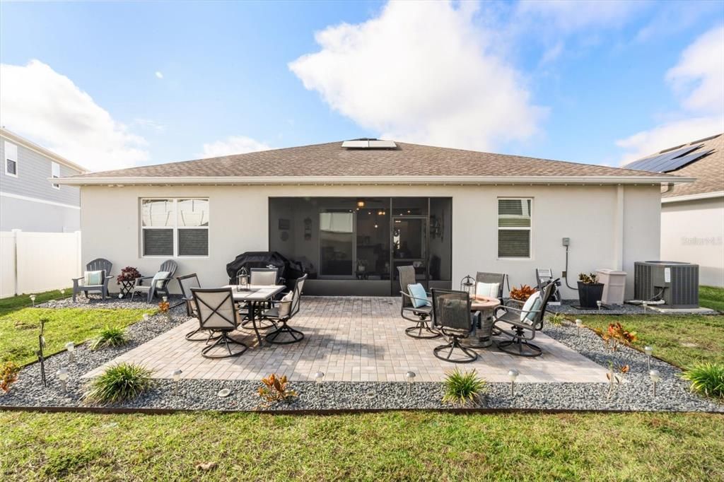 For Sale: $454,000 (4 beds, 3 baths, 2379 Square Feet)