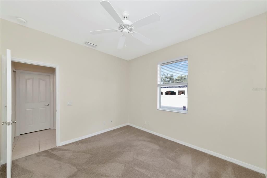 En Venta: $389,900 (3 camas, 2 baños, 1801 Pies cuadrados)