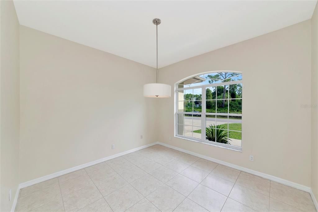 En Venta: $389,900 (3 camas, 2 baños, 1801 Pies cuadrados)