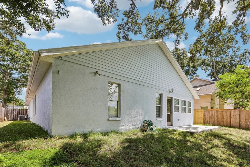 For Sale: $574,900 (3 beds, 2 baths, 2009 Square Feet)