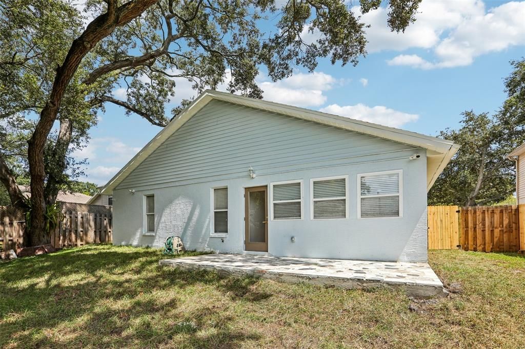 For Sale: $574,900 (3 beds, 2 baths, 2009 Square Feet)