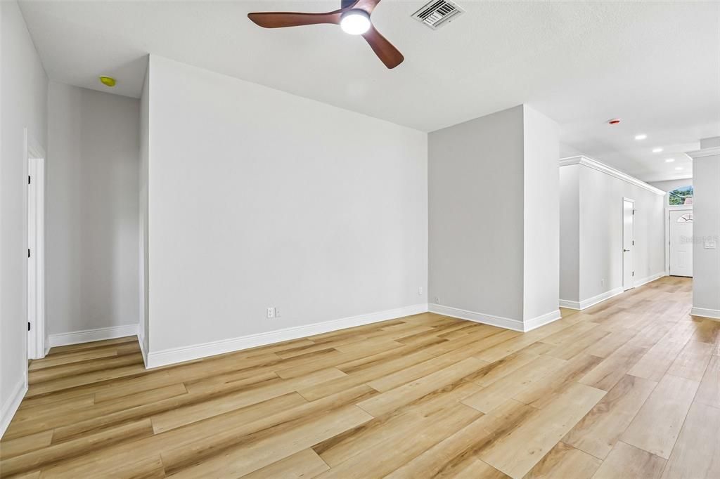 For Sale: $574,900 (3 beds, 2 baths, 2009 Square Feet)
