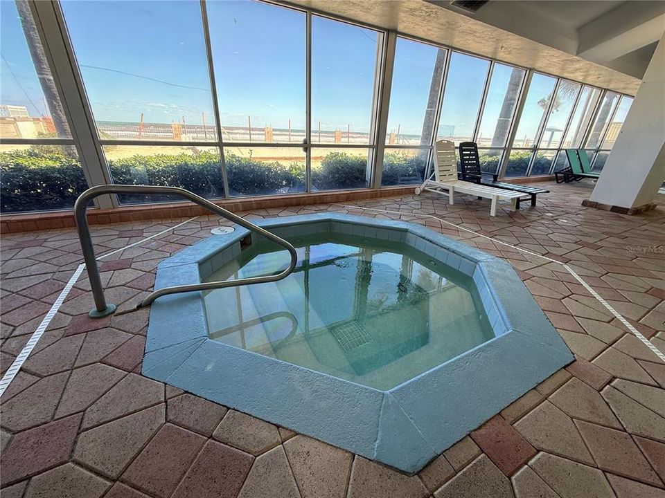 For Sale: $80,000 (1 beds, 1 baths, 308 Square Feet)