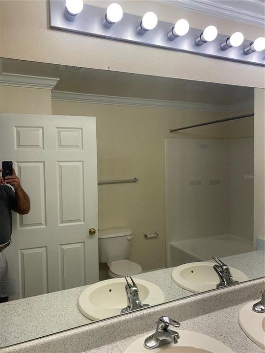 For Rent: $1,450 (2 beds, 2 baths, 1205 Square Feet)