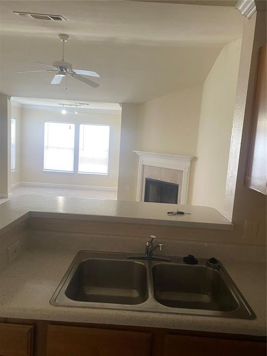 For Rent: $1,450 (2 beds, 2 baths, 1205 Square Feet)