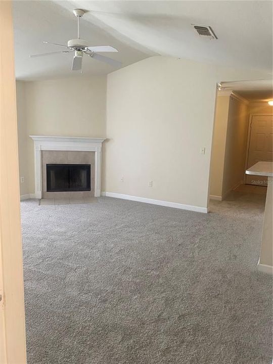 For Rent: $1,450 (2 beds, 2 baths, 1205 Square Feet)