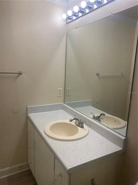 For Rent: $1,450 (2 beds, 2 baths, 1205 Square Feet)