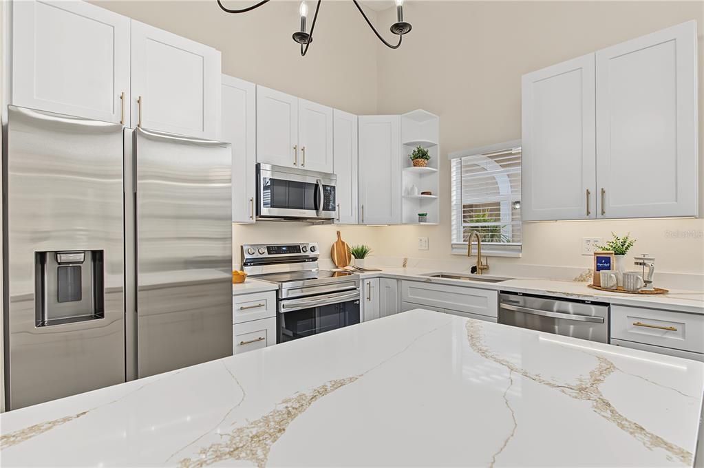 For Sale: $400,000 (3 beds, 2 baths, 1659 Square Feet)
