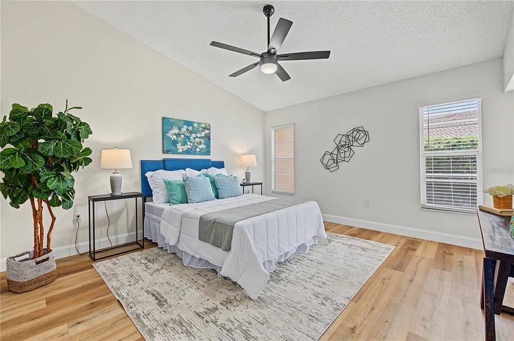 For Sale: $400,000 (3 beds, 2 baths, 1659 Square Feet)