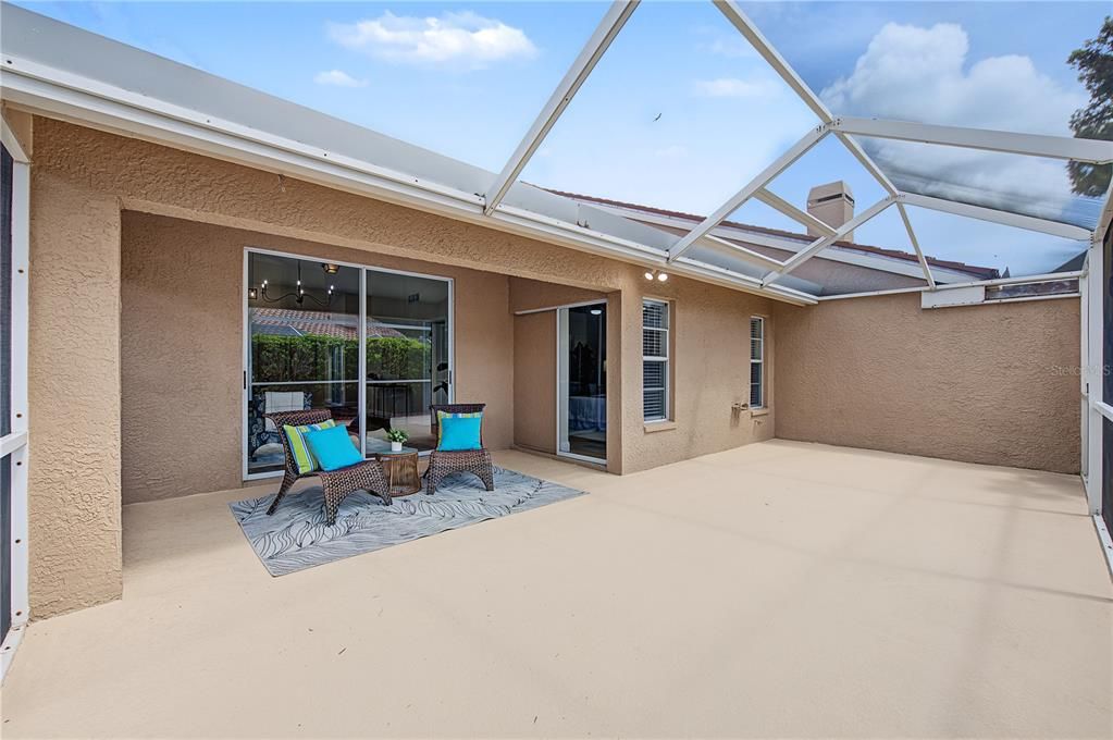 For Sale: $400,000 (3 beds, 2 baths, 1659 Square Feet)