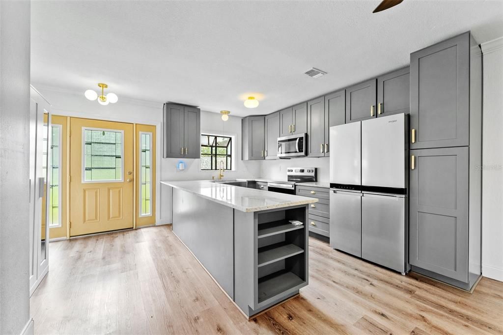 For Rent: $2,700 (3 beds, 2 baths, 1536 Square Feet)