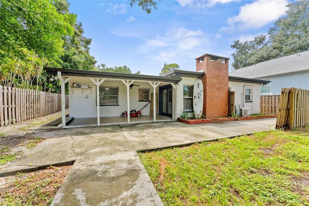 For Rent: $2,700 (3 beds, 2 baths, 1536 Square Feet)