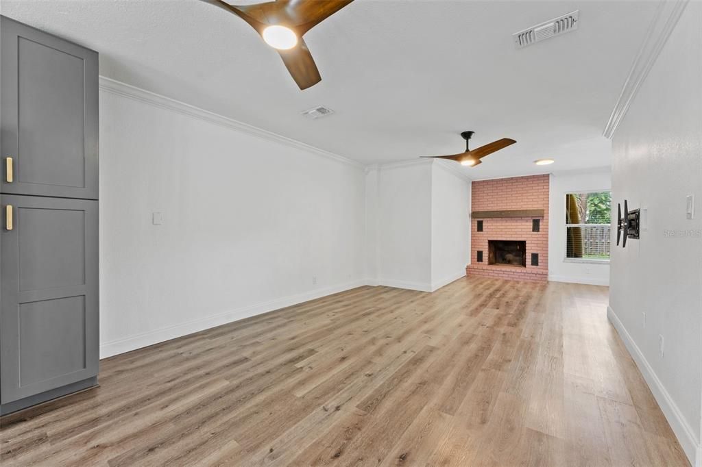 For Rent: $2,700 (3 beds, 2 baths, 1536 Square Feet)