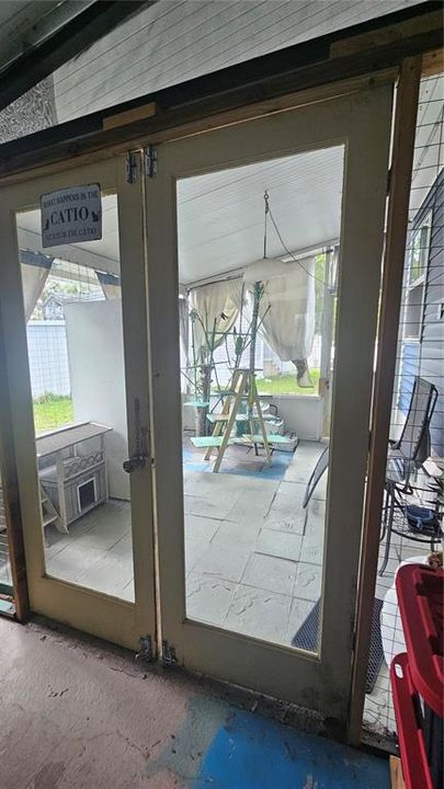 На продажу: $164,000 (2 спален, 1 ванн, 456 Квадратных фут)