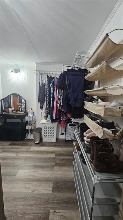 На продажу: $164,000 (2 спален, 1 ванн, 456 Квадратных фут)