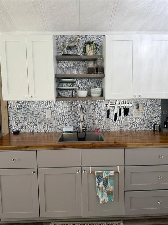 En Venta: $164,000 (2 camas, 1 baños, 910 Pies cuadrados)